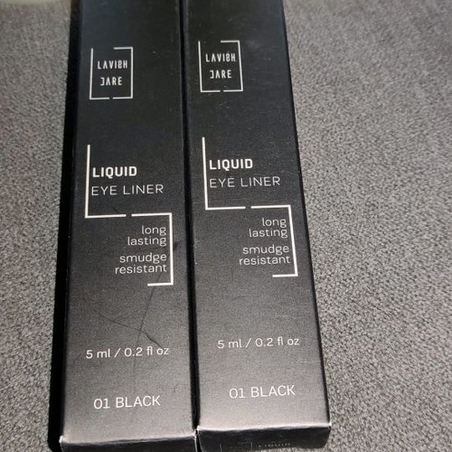Lavish Care shower gels and eye liners new, set of 2+2