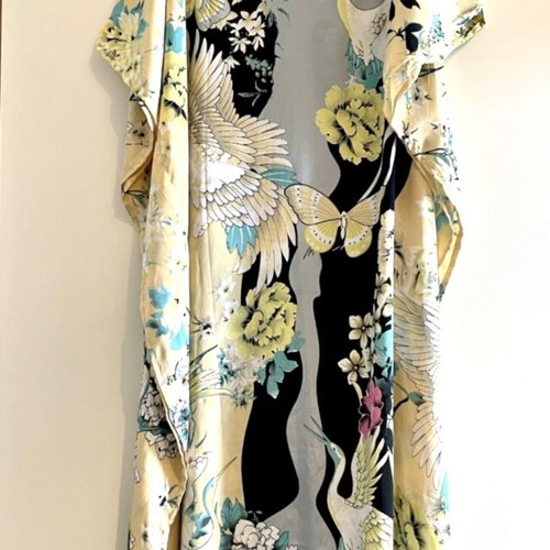 Caftan dress with Japanese pattern like new, one size