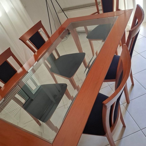 Dining set cherry wood and glass table with 6 chairs like new