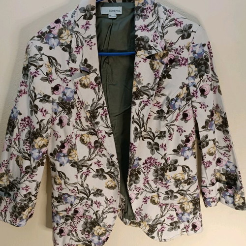 Bershka women's floral blazer white with 3/4 sleeves like new