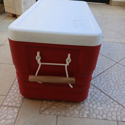 Glacier Ice Cooler 100L like new