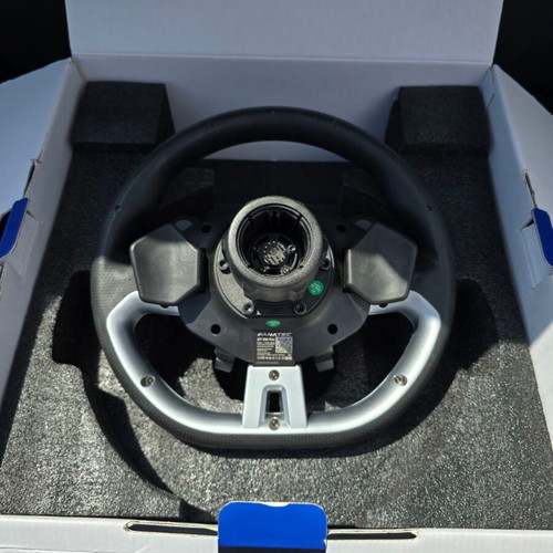 Fanatec Gran Turismo DD Pro racing wheel like new for PS5