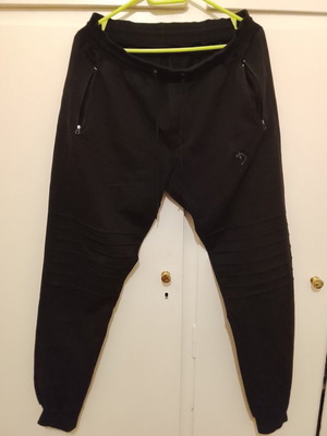 Supergirl Jogger tracksuit like new, black, size L