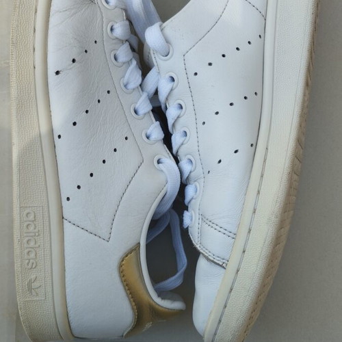 Adidas Stan Smith unisex sneakers used, size 40.5, white with gold details