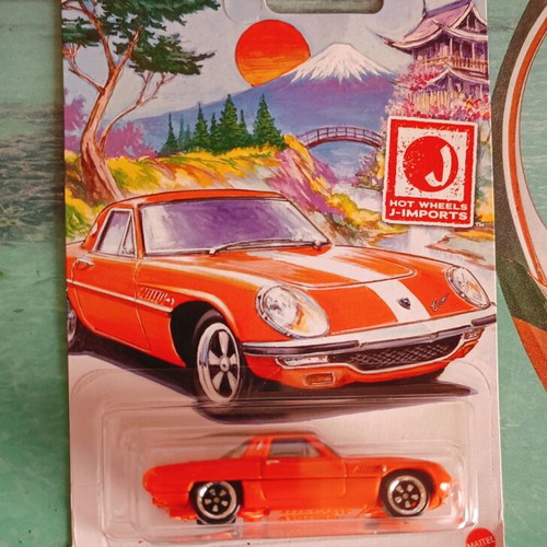 HotWheels J-Imports 1968 Mazda Cosmo Sport brand new