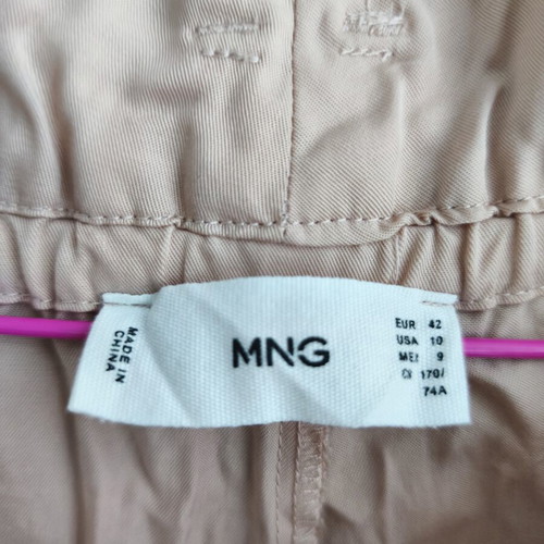 Mango women's shorts, new, size 42, pink