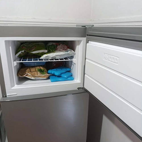 Daewoo two-door refrigerator 213 liters inox
