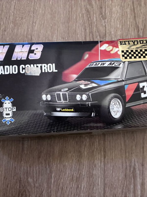 Taiyo M3 vintage remote control car used, collectible 80s