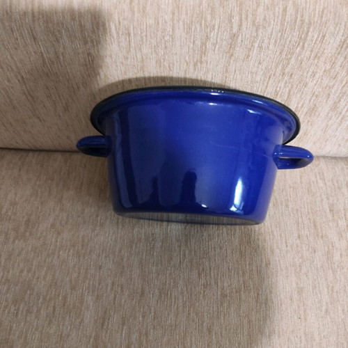 Large blue enamel pot like new