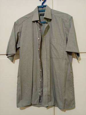 Men's dress shirt used, size M, gray and white