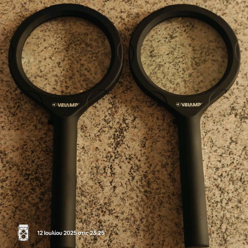 Magnifying lenses new, set of 2 with light