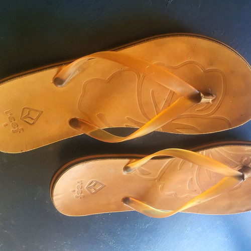 Reef sandals size 39 brown leather like new