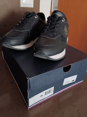 Tommy Hilfiger women's sneakers black like new, size 36