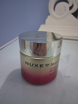 Nuxe day cream