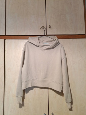 Stradivarius short sweatshirt used beige, size S