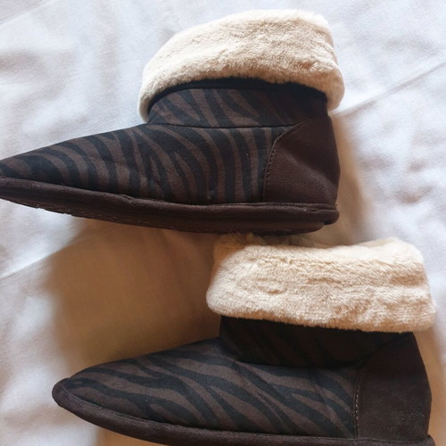 Slippers bootie with fur new, size 37-38 Marks & Spencer