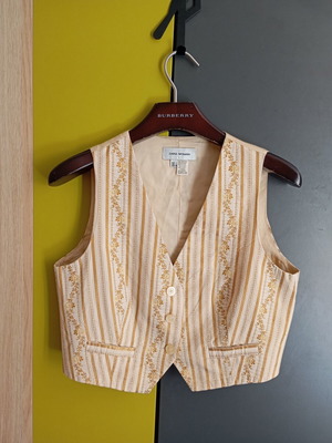 Zara vintage vest S/M, like new, cream gold