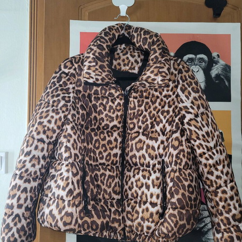 Leopard jacket like new, size L slim fit