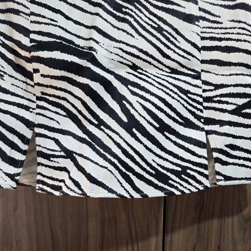 Zara zebra print skort like new, size L