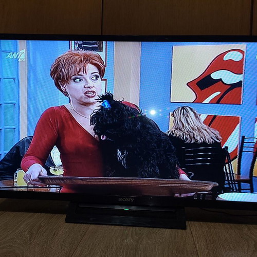 Sony 32'' MPEG4 TV like new