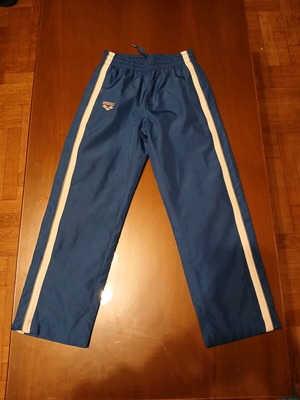 Arena kids' sports pants like new, size 6-7 years, blue