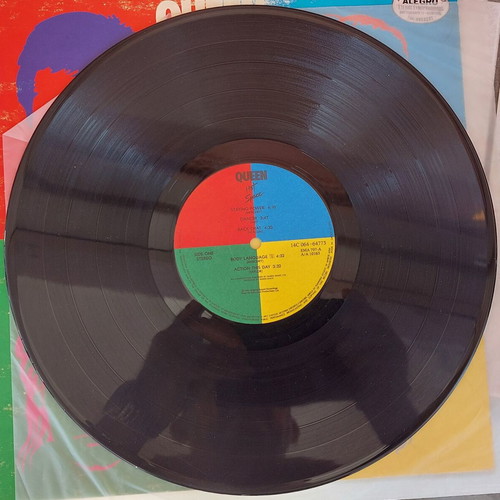 Queen Hot Space LP like new, rock