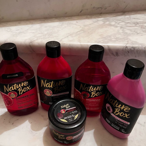 Nature Box hair care set shampoo, conditioner and mask new, 5 pieces