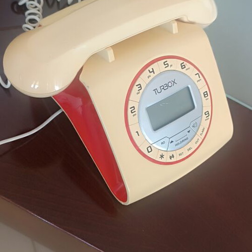 Turbo X landline phone with digital display, beige