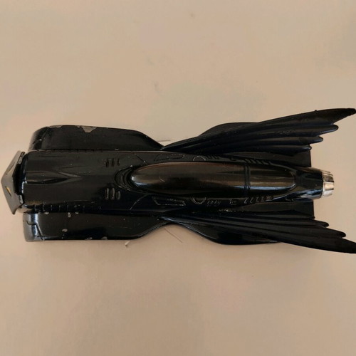 Batmobile Gorgi model 1:18 used, 2000, with paint wear