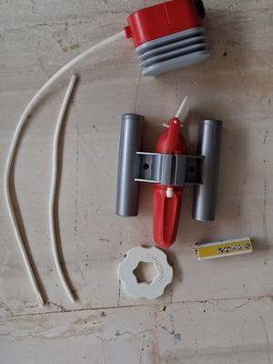 Playmobil submarine propulsion mechanism used, works normally