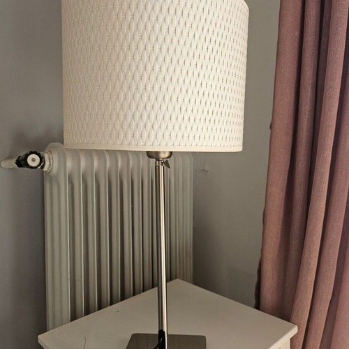 IKEA lamp like new with bulb