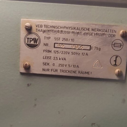 Variac RFT laboratory with measuring instruments used
