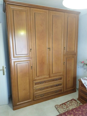 Σετ κρεβατοκάμαρας με ντουλάπα μασίφ ξύλο σαν καινούργιο