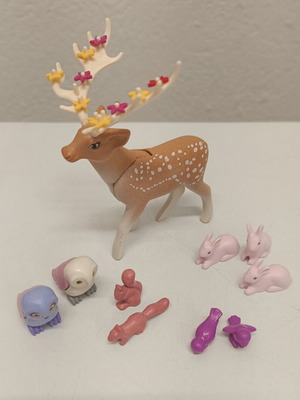 Playmobil Magic Forest Animals like new, pink-purple palette