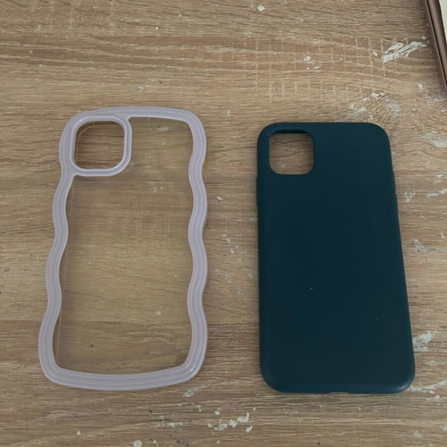 IPhone 11 cases like new