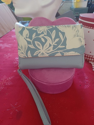 Blue Floral Wallet with Wrist Strap like new