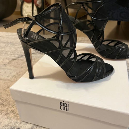 Bibi Lou black sandals new, size 37
