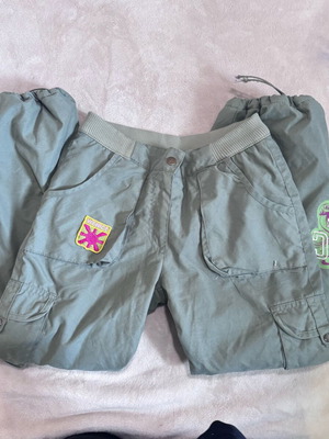 Girls green cargo pants Wenice 140cm like new