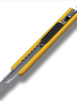 Olfa Utility Knife with 9mm Blade and Spare Blades New