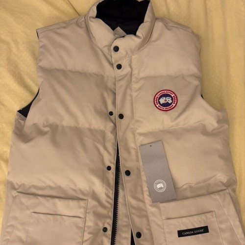 Canada Goose vest new, black and white, sizes XL XXL