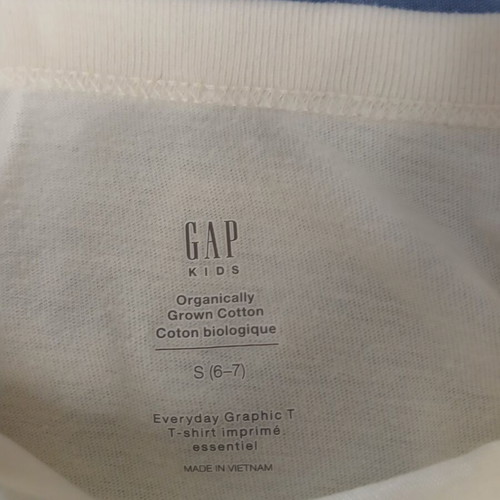 Gap T-shirts size 6-7, pack of 2, short sleeve