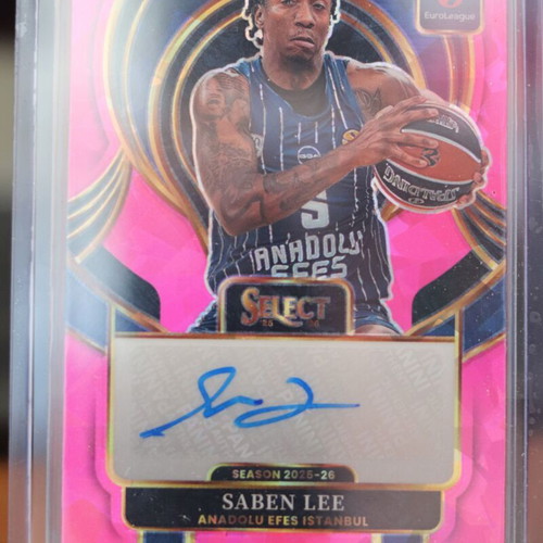 Saben Lee Autograph Pink Prizm card like new