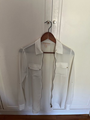 Michael Kors white shirt like new, size S