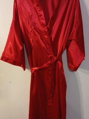 Women's satin winter robe used, red, size L