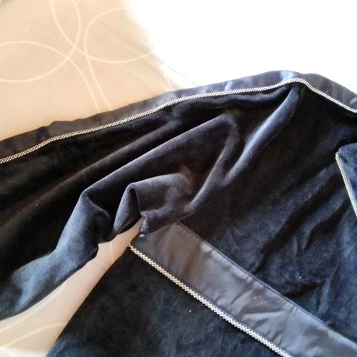 Crooks & Castles velvet sweatshirt new, black, size XL