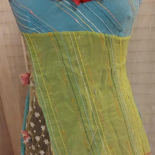 Colorful airy summer top size M like new