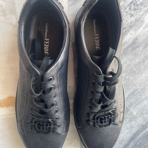 Gianfranco Ferre Leather Sneakers size 45 new, black