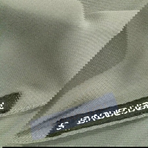 Χακί σατέν φανελάκι φαρδιά γραμμή.