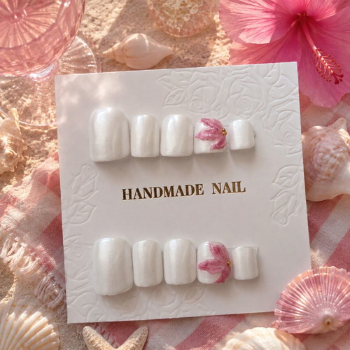 Press-on nails white with sparkle 3D design, handmade, set of 10