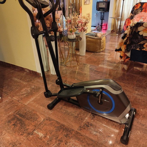 Amila Cardio 510E Magnetic Elliptical Machine like new